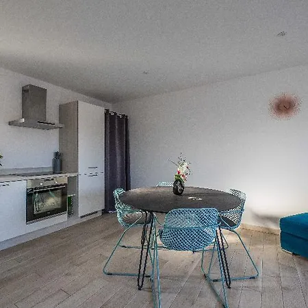 Pierre & Premium Vesna Rossa Aparthotel 5*