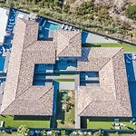 Pierre & Premium Vesna Rossa 5* Porto-Vecchio (Corsica)