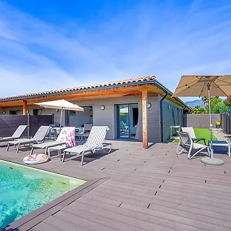 Hotel apartamentowy Pierre & Premium Vesna Rossa 5*