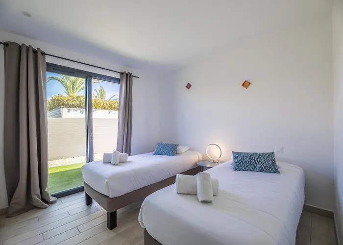 アパートホテル Pierre & Premium Vesna Rossa 5*