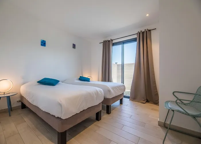 Pierre & Premium Vesna Rossa Porto-Vecchio (Corsica)