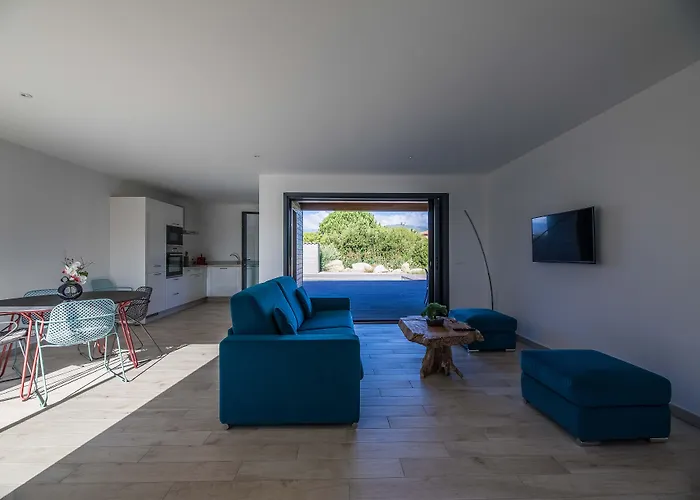 Pierre & Premium Vesna Rossa 5* Porto-Vecchio (Corsica)