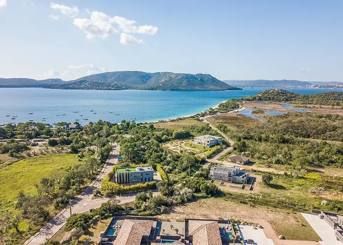 Pierre & Premium Vesna Rossa アパートホテル 5*