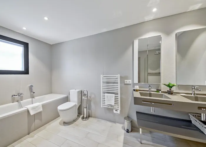 Pierre & Premium Vesna Rossa 5* ポルトヴェッキオ