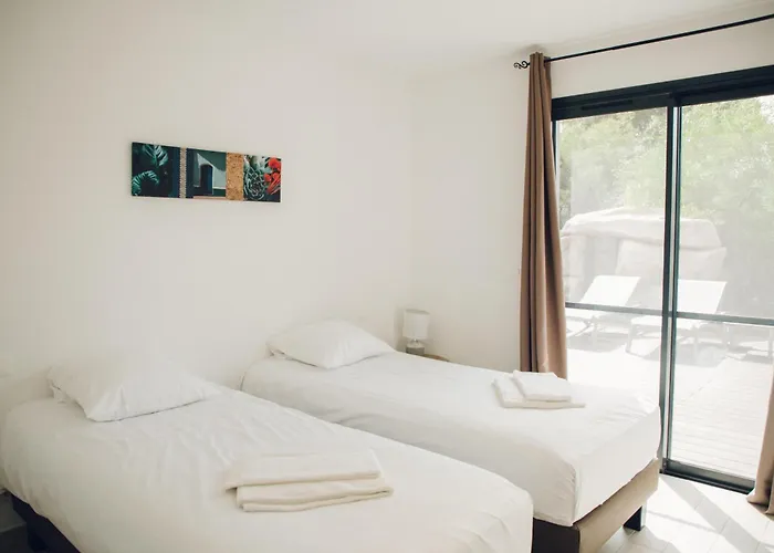 アパートホテル Pierre & Premium Vesna Rossa